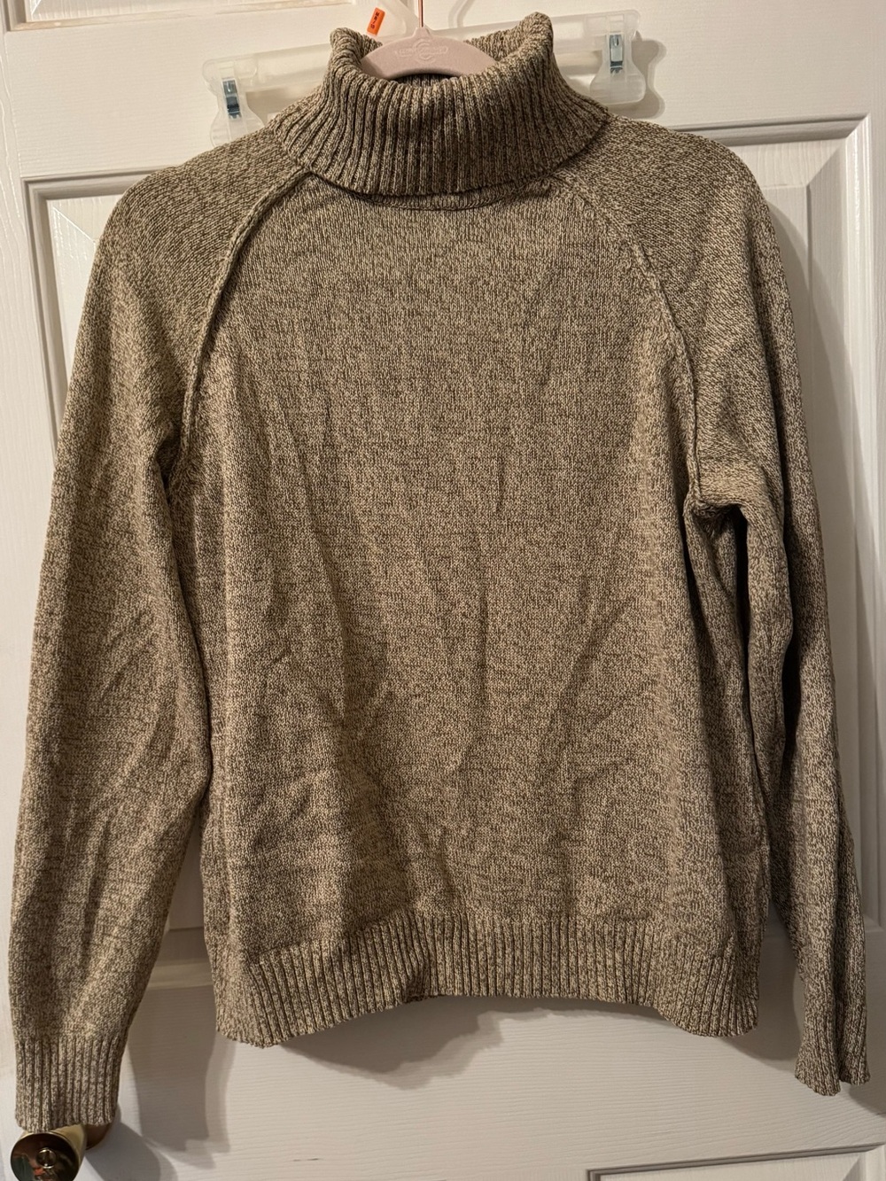 Women Turtleneck Sweater in Taupe/Cream
